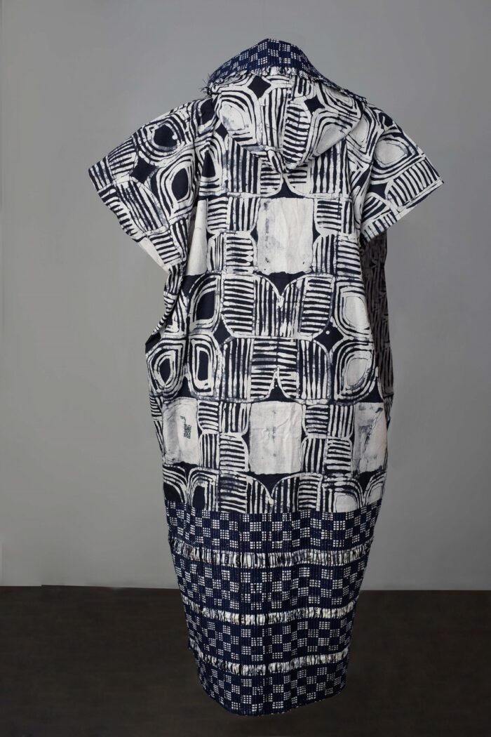 Kimono Embellished with Navy Blue Mix Diakwu Strip - Image 3