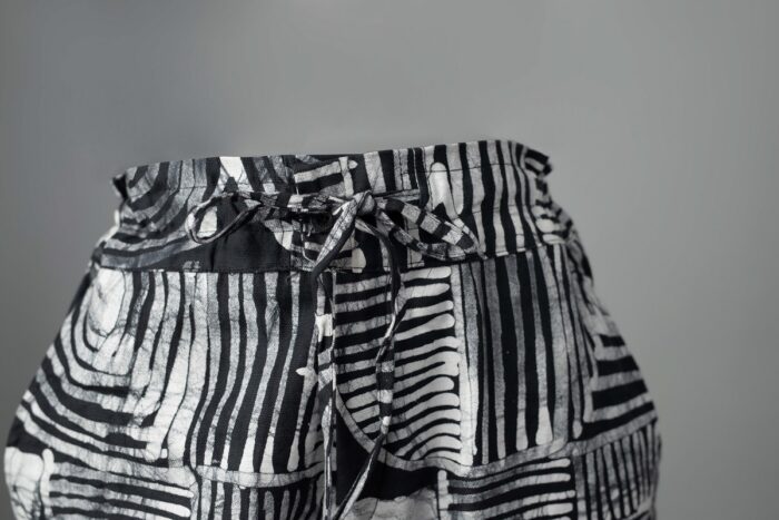 Straight Leg Pants Embellished with Black Mix Diakwu Strip - Image 2
