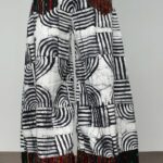 Wide Leg Pants Embellished with Black Mix Diakwu Strip